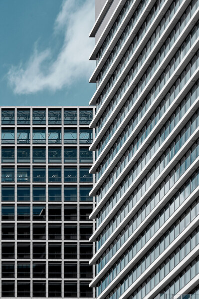 Photograph Masaki Yazaki Intersecting Lines on One Eyeland